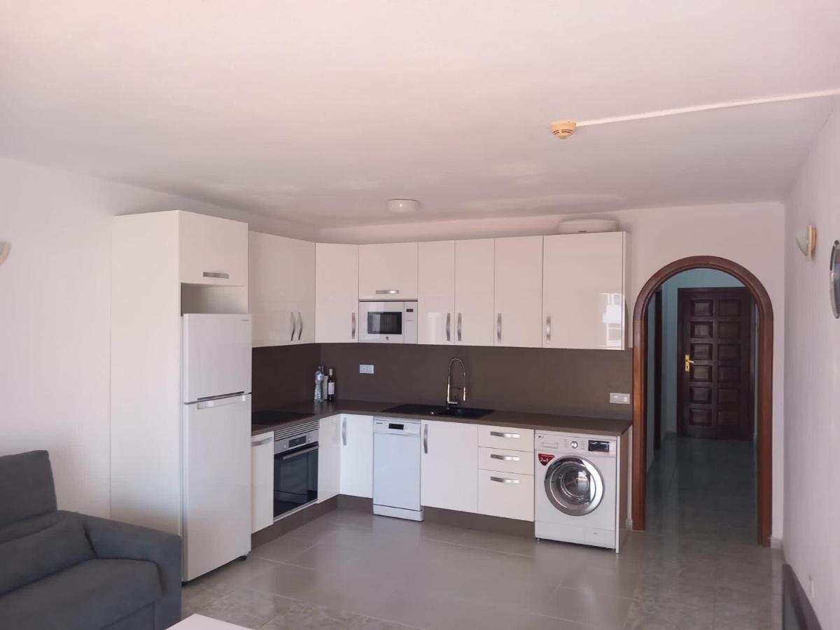 Victoria Court 2- Lovely Apartment 25 Arona  Exteriör bild