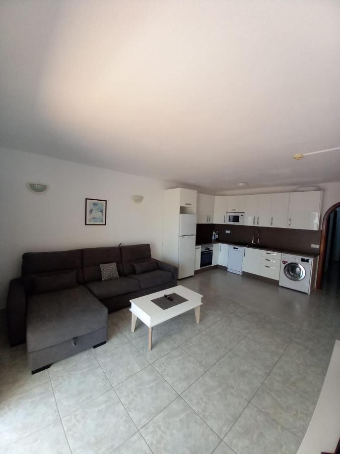 Victoria Court 2- Lovely Apartment 25 Arona  Exteriör bild