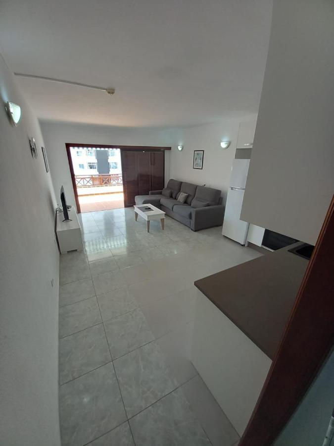 Victoria Court 2- Lovely Apartment 25 Arona  Exteriör bild